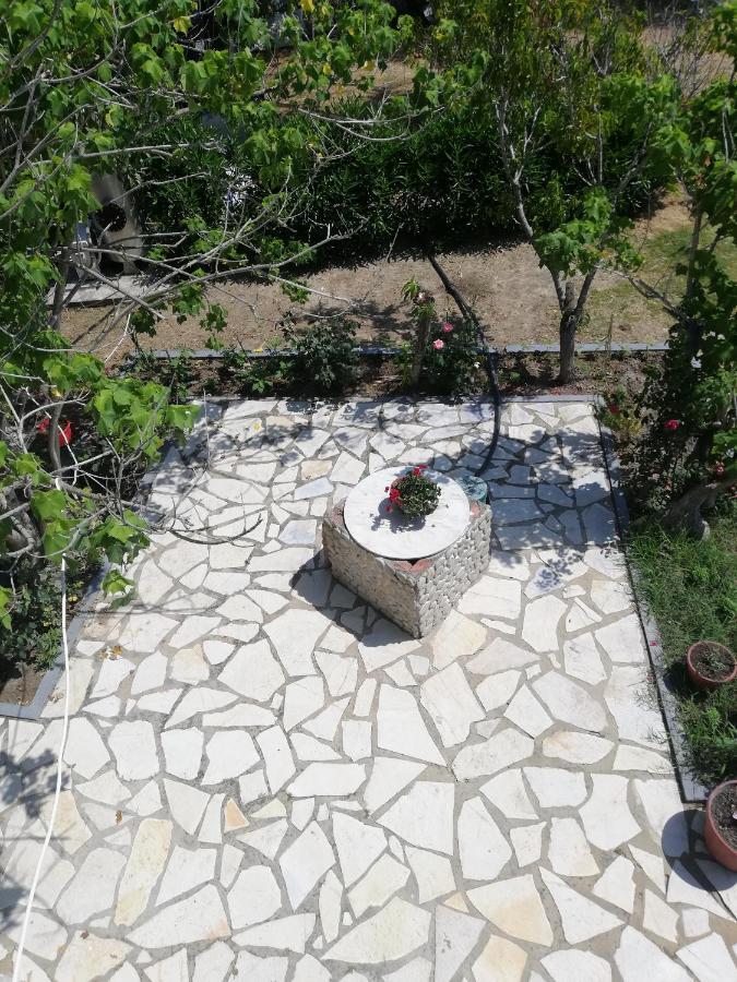 Anestis דירה